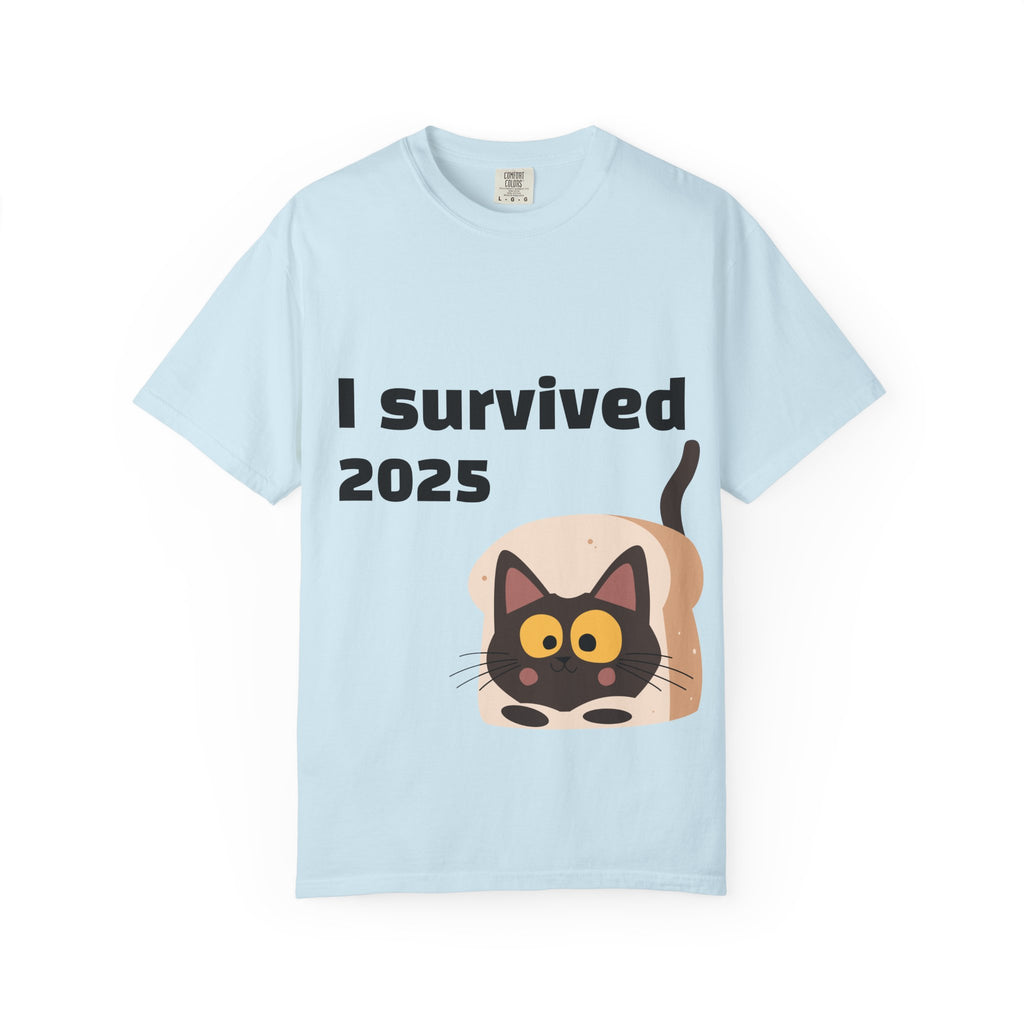 I Survived 2025 Cat T-Shirt — Funny Survival Year Graphic Tee
