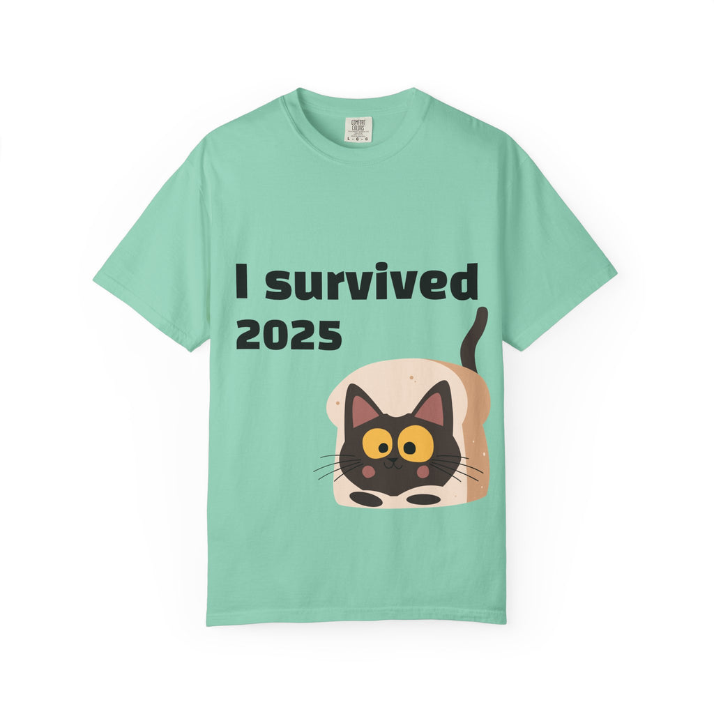 I Survived 2025 Cat T-Shirt — Funny Survival Year Graphic Tee