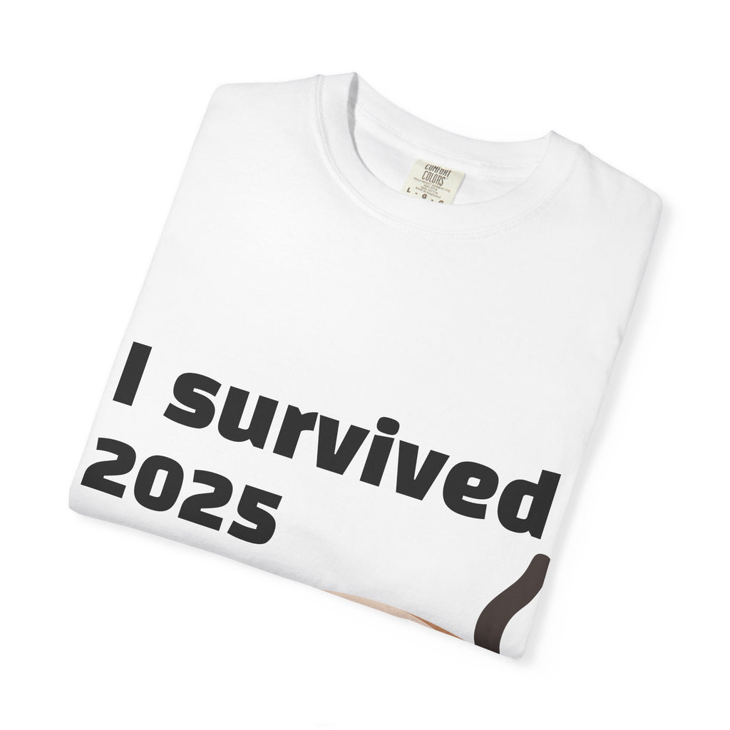 I Survived 2025 Cat T-Shirt — Funny Survival Year Graphic Tee