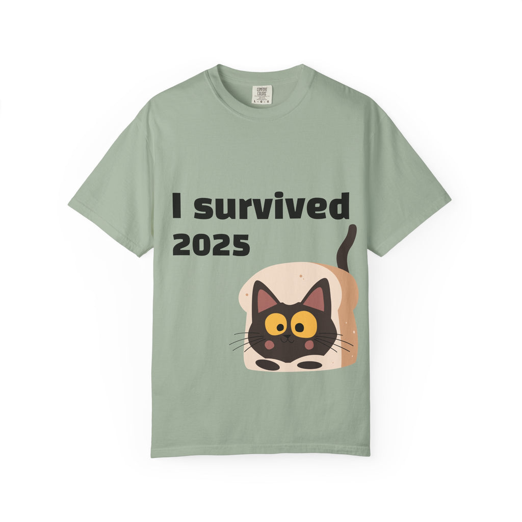 I Survived 2025 Cat T-Shirt — Funny Survival Year Graphic Tee
