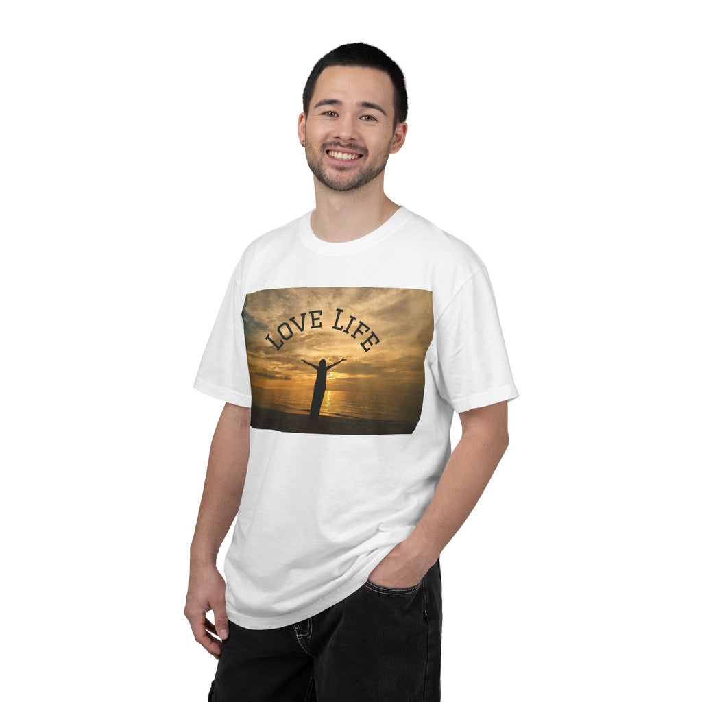 Love Life Sunset T-Shirt — Inspirational Beach Graphic Tee