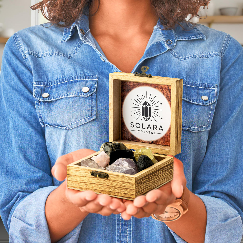 Premium Crystal Gift Box - 7 Healing Crystals Set with Natural Raw Stones for Energy Cleansing, Chakra Balancing & Meditation - Spiritual Gifts for Women, Reiki & Crystal Lovers