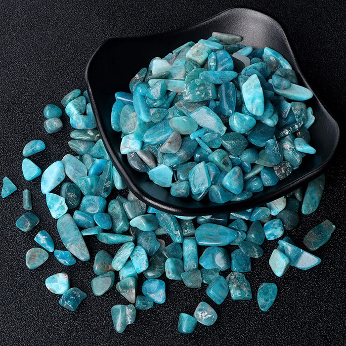 Wholeaslae Natural Stones Gravel Apatite Ore Mineral Specimen Blue Healing Chips Stone 5-9mm Healing Energy Stones Decoration
