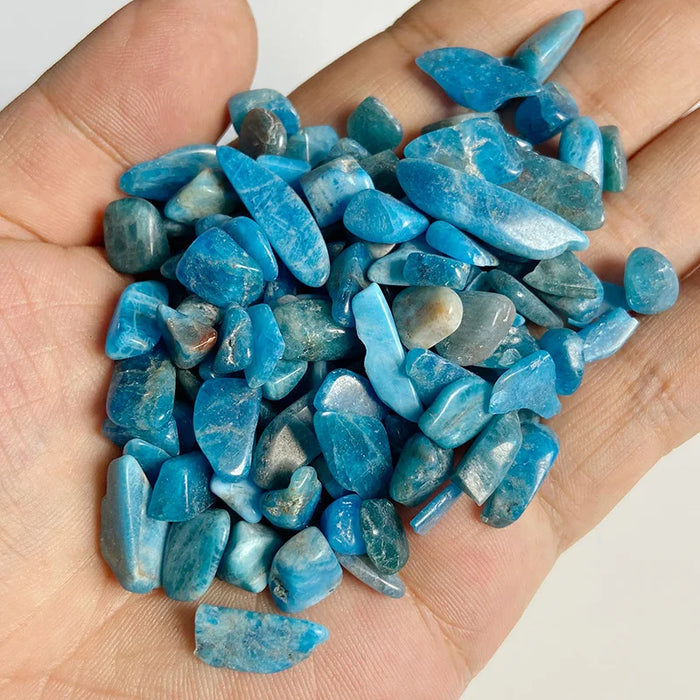 Wholeaslae Natural Stones Gravel Apatite Ore Mineral Specimen Blue Healing Chips Stone 5-9mm Healing Energy Stones Decoration